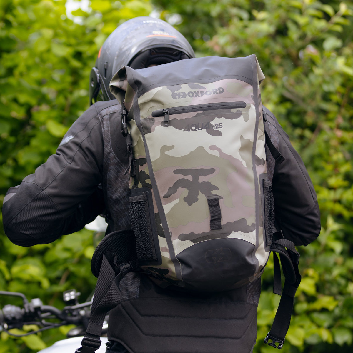 OXFORD AQUA B-25 MOTORCYCLE/MOTORBIKE ADVENTURE BACKPACK CAMOUFLAGE - 25 LITRE